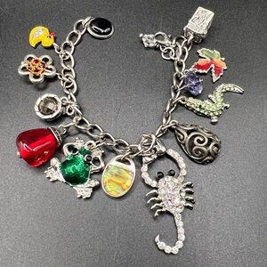 Vintage Silver Tone Charm Bracelet